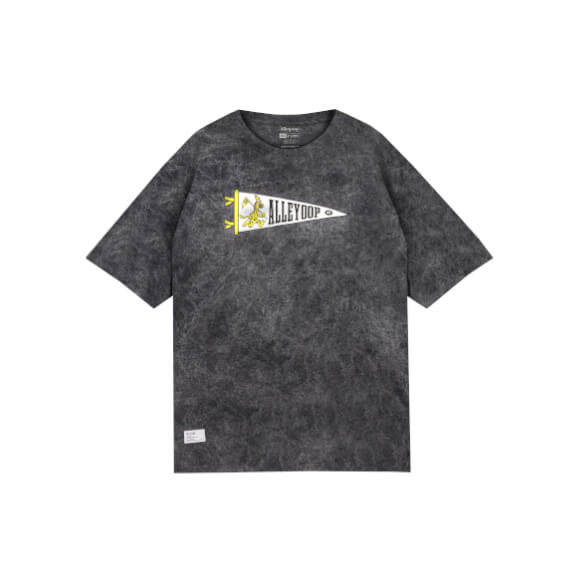 Varsity Giraffe T-shirt